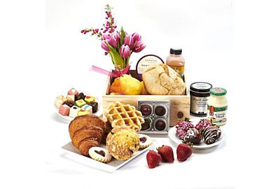 Luxury Mother’s Day Gift Ideas Denver: Gourmet Baskets, Flowers, Tea & Pastries